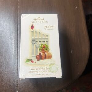 Hallmark Winter's Wonders Ornament Box - Cream and Gold